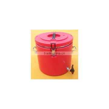 Plastic stroage container with taps