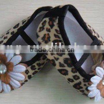 leopard baby shoes with daisy flower/fahsion baby shoes