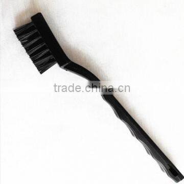 ESD Brushes made of special conductive plastics* elastic brush, without damage to the components.*resistance: 105-109