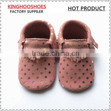 new design pink gold dot suede baby shoes baby moccasins