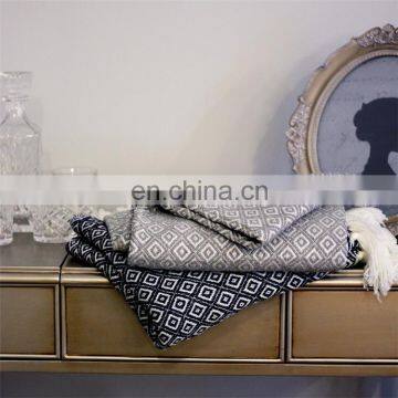 Amazon Hot Sale High Quality Super Soft Chunky Acrylic Yarn Super Soft Plain Blanket photo-6