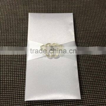 Thailand Style White Luxury Silk Invitation Box With Beautiful Brooch Quality Choice photo-5