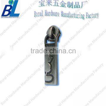 High quality embossed zipper pull in zinc alloy