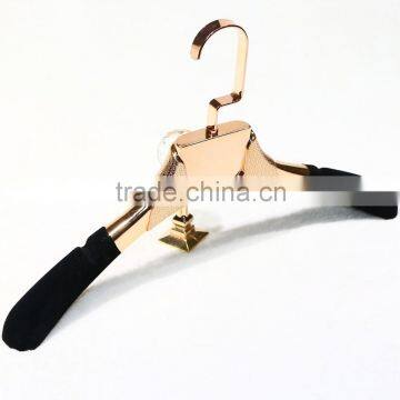 High End Velvet Covered Shoulder Plastic Hanger for Whole Sale photo-2