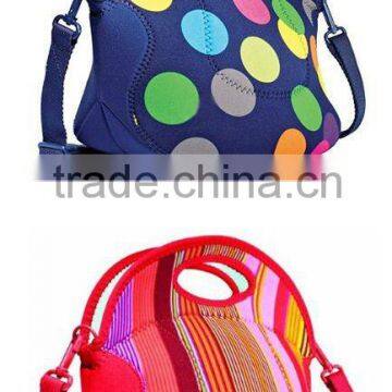 neoprene insulated lunch bag with shoulder strap