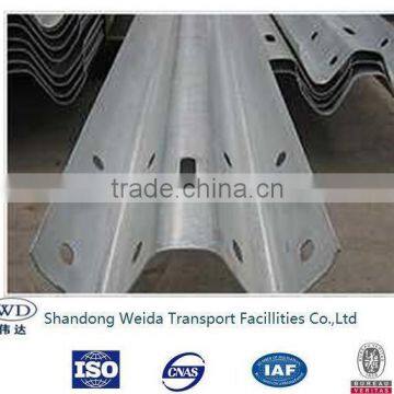 High Quality No Peeling Zinc Layer Freeway Guardrail