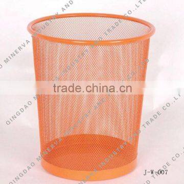 Metal mesh waste basket