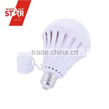 220V 15W E27 Rechargeable Smart LED Emergency Bulb with Built-in Battery