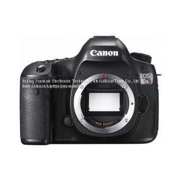 Камера цифровой зеркальной камеры Canon EOS 5D Mark IV (только корпус) и телеобъектив с оптической стабилизацией EF 70-200 мм f/2.8L IS II USM