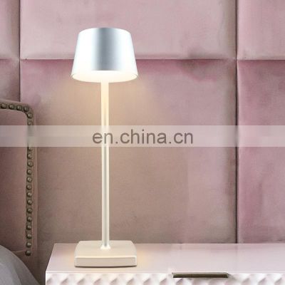 Eye-caring Dimmable Night Study Reading cordless Charger Desk Lamp with Shade