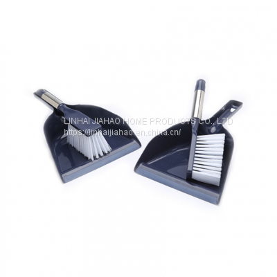 Dustpan set