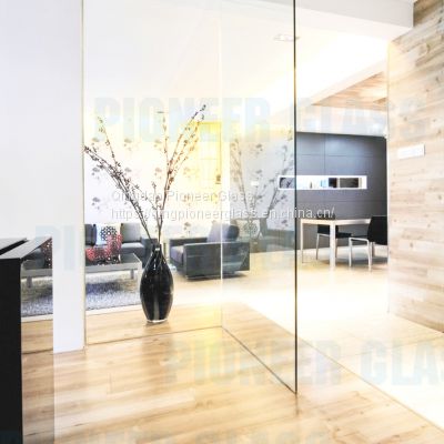 Indoor toughened glass partition