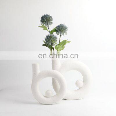 K&B New design Nordic modern simple creative cheap small round white ceramic vases flower arrangement porcelain home decoration