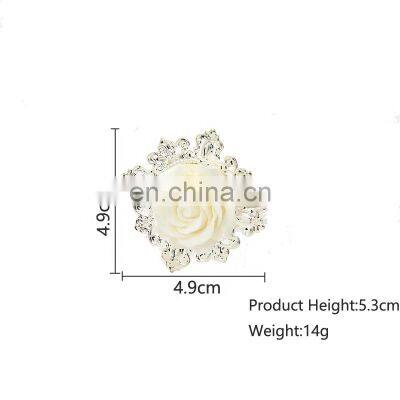 In Stock White Plastic Metal Ring Flower Plant Napkin Ring For Wedding Festival Decor Wholesale photo-2