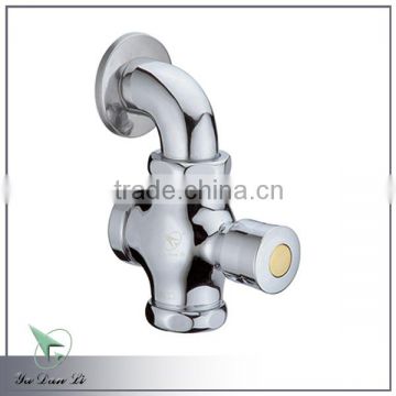 Concealed toilet flush valve F502