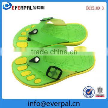 newest design adjustable strap EVA hot selling slippers with footprint