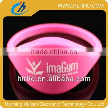 Passive Rfid Nfc Silicone Wristband/bracelet/watches Manufacturer Supplier in China photo-2