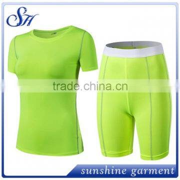 Summer Gym Yoga Suit Plain Short Sleeve and Plain Shorts photo-3