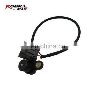 Car Spare Parts Crankshaft Position Sensor For MAZDA FORD KL0118221 SU239 PC197