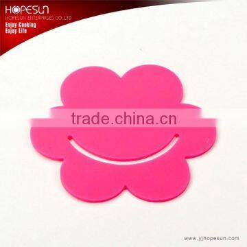 Flower shaper heat resistant silicone mat