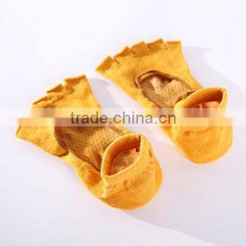 Professional yoga socks dug Wuzhi five toe socks backless slip yoga yoga dance