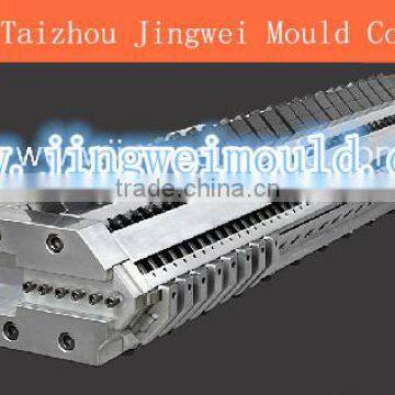 EVA plastic pillow extrusion dies
