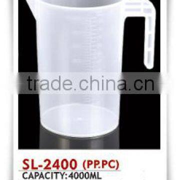 Wholesale Big 4000ml Graduated Plastic Measuring Tools Cup With Spout Mc027