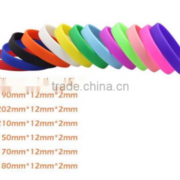 Wholesale silicone jewelry custom ladies silicone wristband from China                        
                                                                                Supplier's Choice