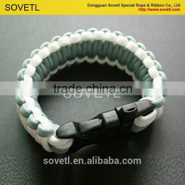 Different types of paracord bracelet with logo from china factory