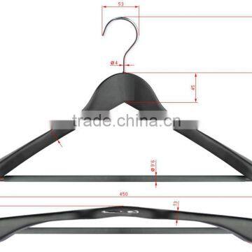 Those HEAD Basic Wooden Suit Hangers Come With a Non-slip PVC Insert to Prevent Pants From Creasing and Falling. photo-3