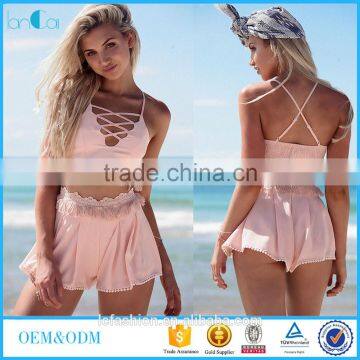 2015 Summer super cute pink women shorts feature a lace scalloped trim