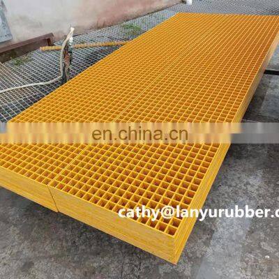 Hengshui Factory High Strength 400mm Width Solar Panel Roof Top Walkway FRP Grating photo-2