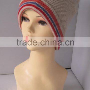 High Quality Elegant Design 100% Acrylic Beanie With Custom Label photo-2