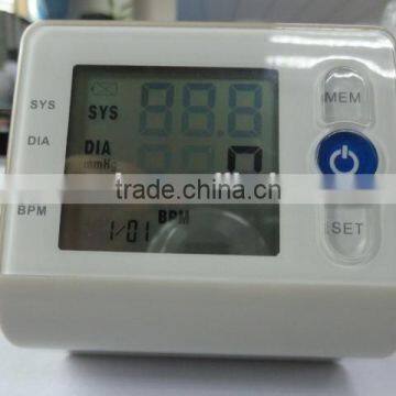 Blood pressure monitor