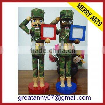 14" United States Army Patriotic Military Wooden Soldier Christmas Nutcracker