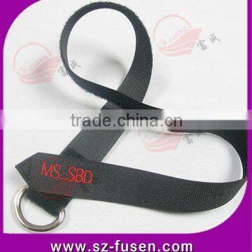 Self-locked magic tape lashing
