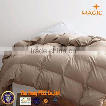 Brown Color Super King Size Polyester Microfiber Filling Comforter