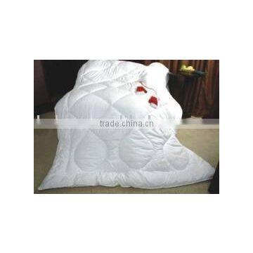 100 % Polyester Micro Fibre Quilt