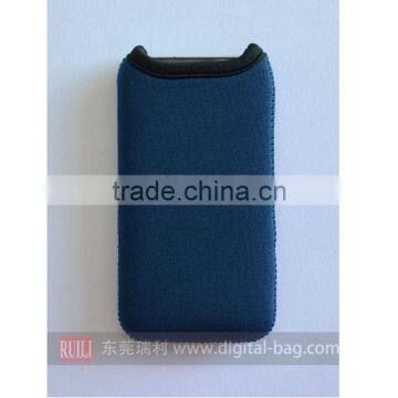 Lightweight and durable mobile phone pouch / bag, cell phone bags