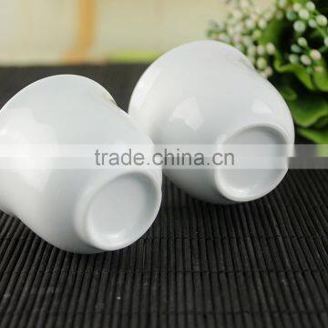 White Porcelain Tea Cup Without Handle and Lids photo-3