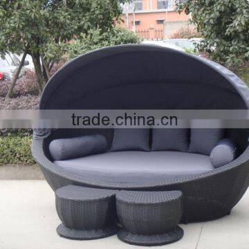 one sets(3pcs)=1pcs bed+2pcs stool, daybed