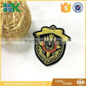Golden Crown Patch Iron-On Embroidered Head Fabric Elegant Applique photo-2