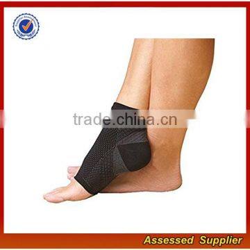 Plantar Fasciitis Socks Graduated Compression Foot Sleeves with Arch and Heel Support Treatment for Men & Women JH65