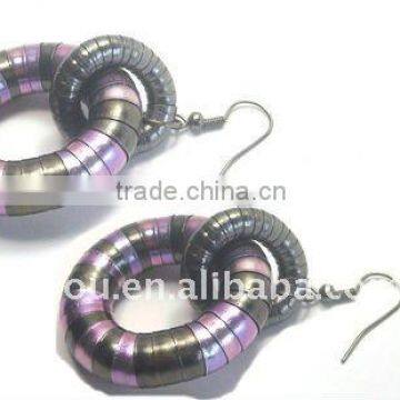 Purple circle bendy fish earring