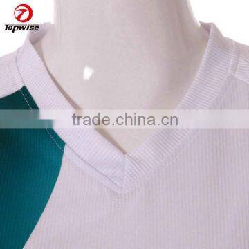 High Quality Summer V Neck T Shirt China Sports Clothing Manufacturer photo-2