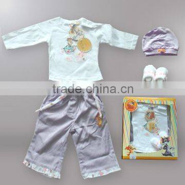 2016 wholesale kid clothing baby gift set baby clothing