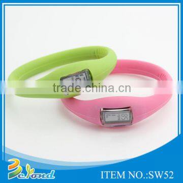 Hot sale candy colors portable sport silicone digital hand watches