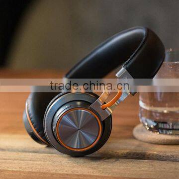 Foldable Bluetooth Headphone with Ergonomic Design Model HS02