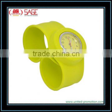 Hot sell Silicone snap bracelet Watch