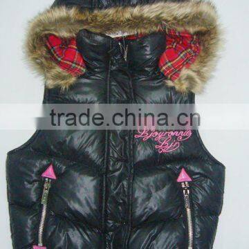 2011 Latest fashion black vest girls